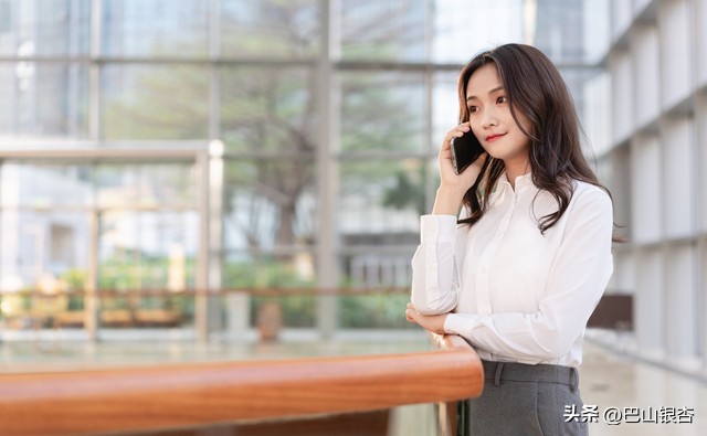 准婆婆给10万叫我别嫁她渣儿子，我不听，22年后我比婆婆母亲还老