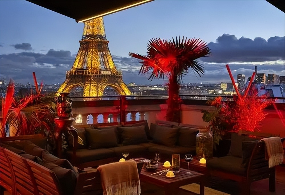 全球“败家女王者”，一条*裤内**价值五十万欧，丈夫死后因欠账被告