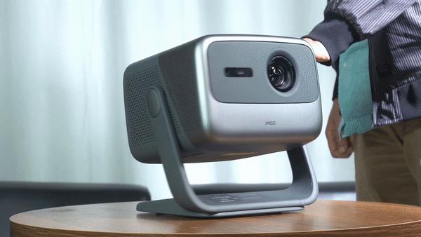 坚果n1pro对比n1ultra投影效果,坚果n1spro投影仪3d真实测评