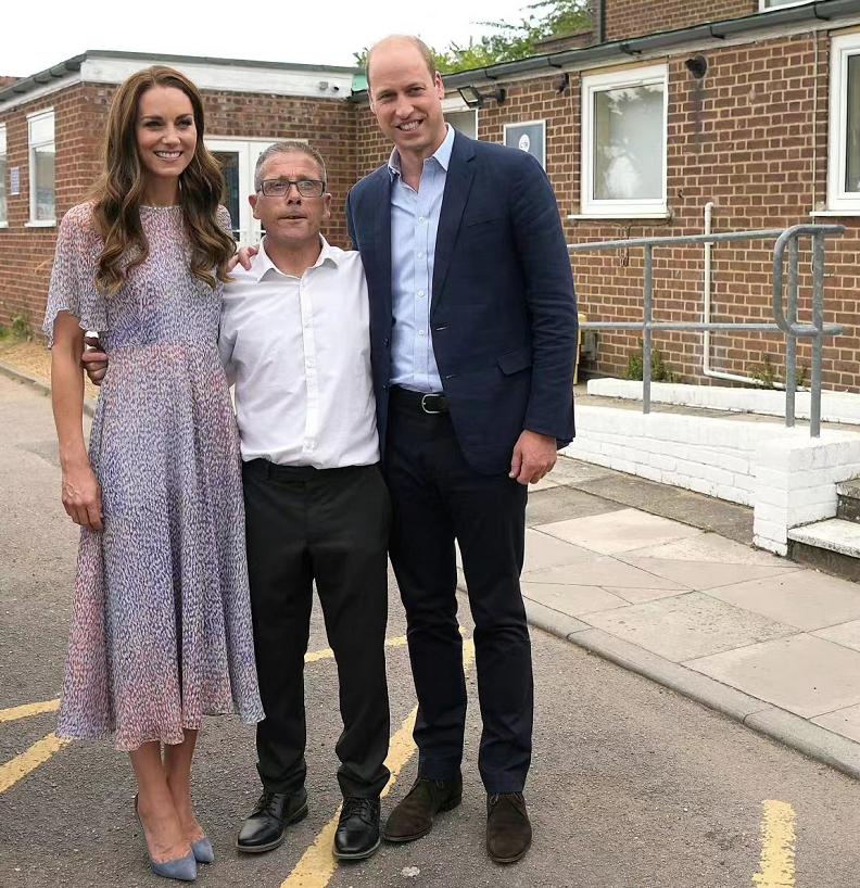 凯特王妃高贵典雅,凯特王妃就是好看走路气场十足