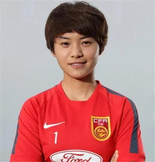 女梅西王霜,中国梅西王霜视频