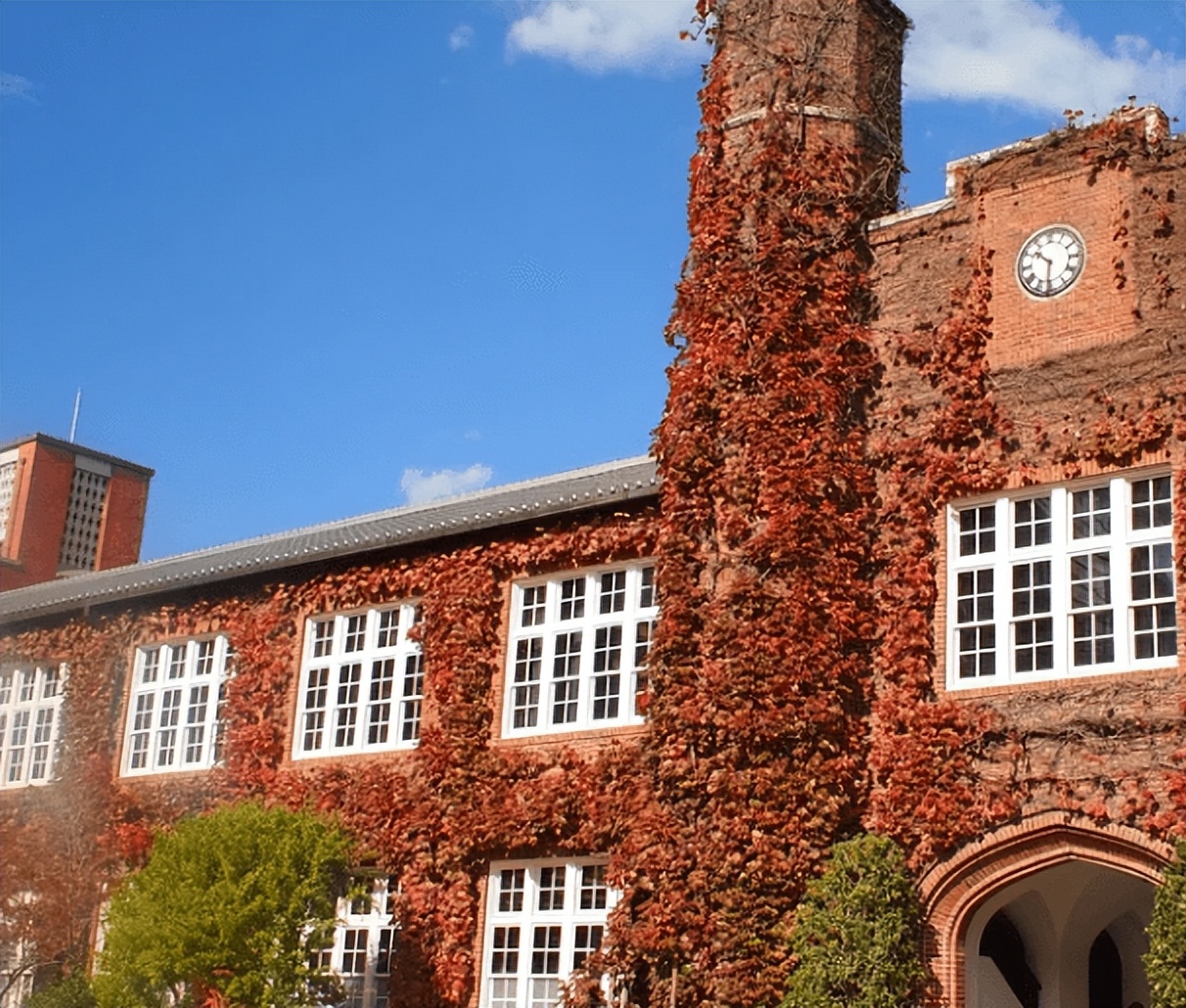 飞日本机票学生,赴日飞机票