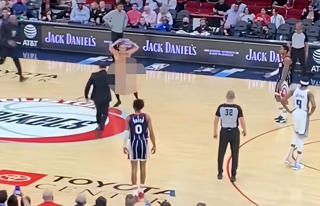 nba奇葩事件,nba奇葩事件大全