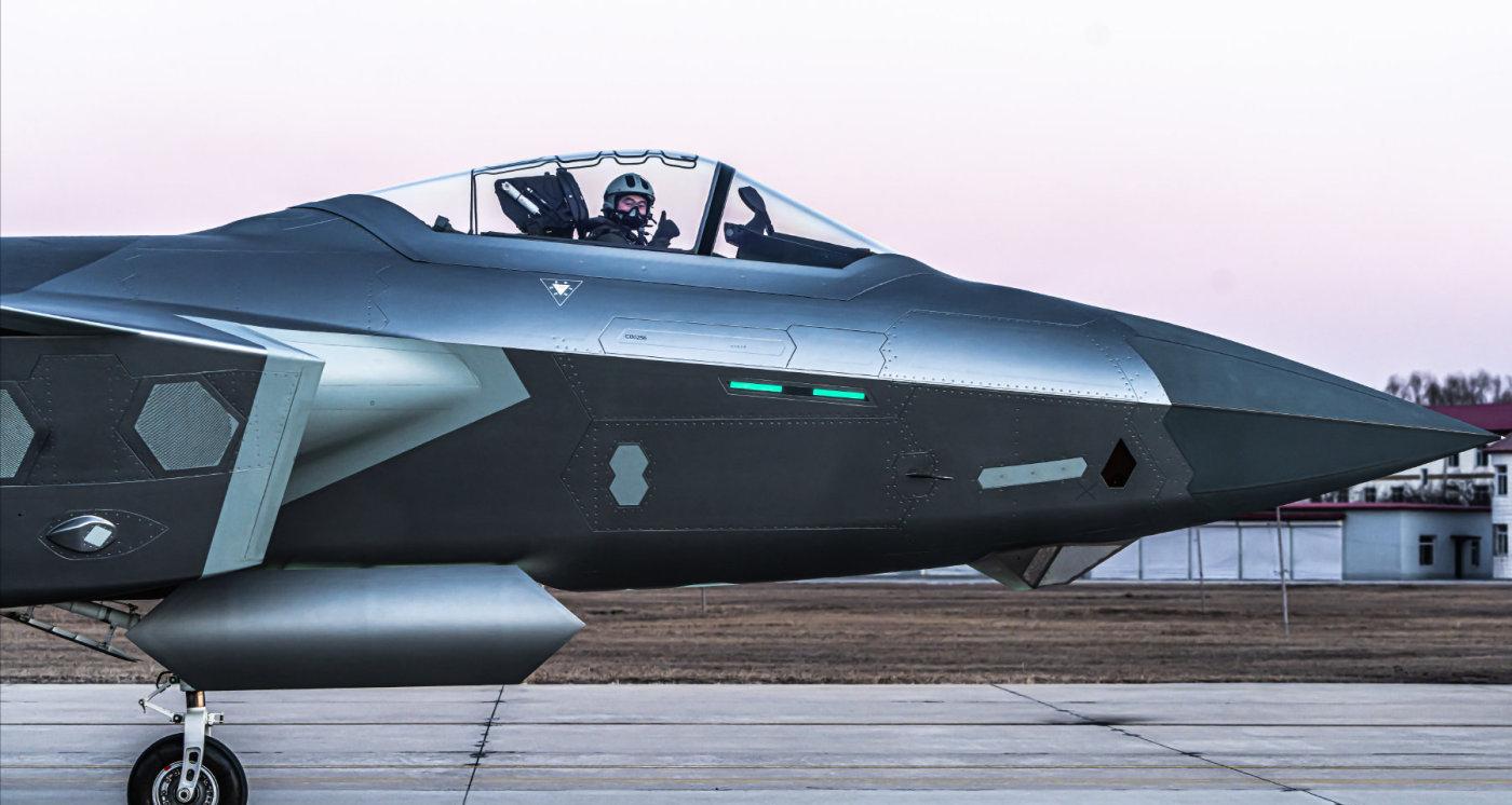 飞行员一般都是什么军衔,为什么飞行员军衔比较高