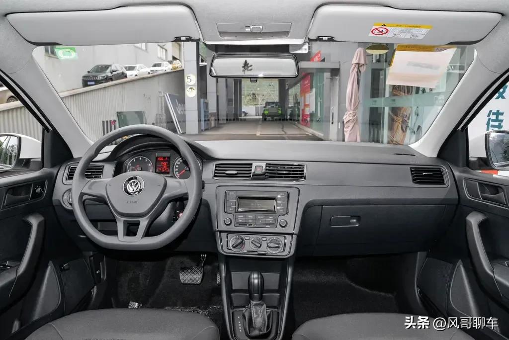 捷达桑塔纳威驰瑞纳哪个省油,威驰对比桑塔纳参数