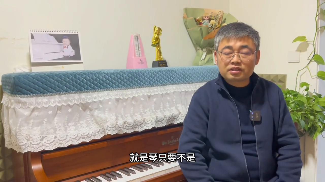 西宁二手钢琴闲置转让,李老师二手钢琴