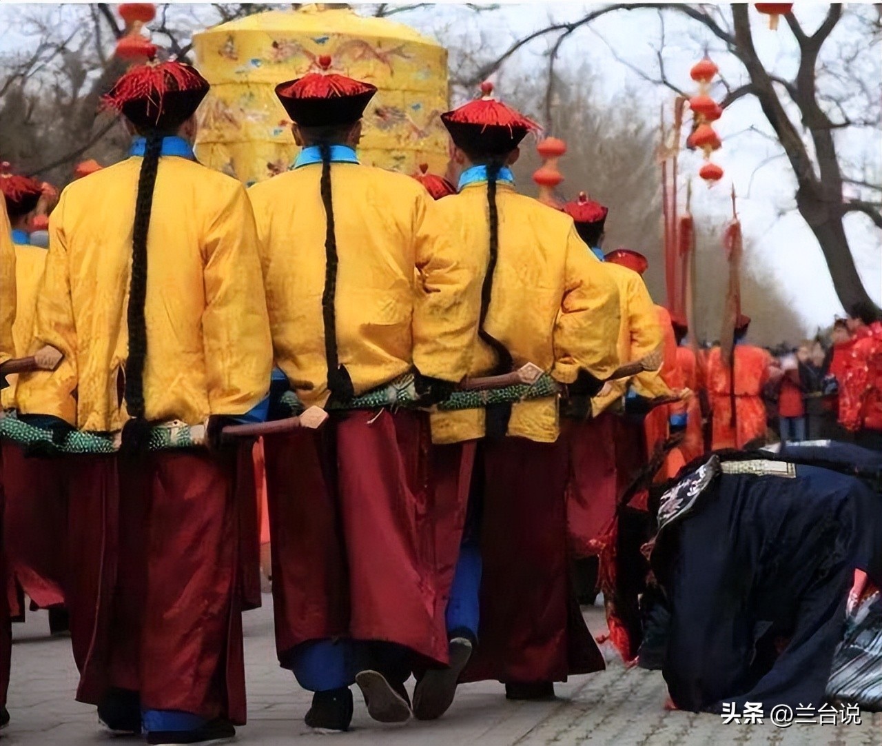 索额图和明珠与康熙是什么关系,康熙王朝索额图明珠下场