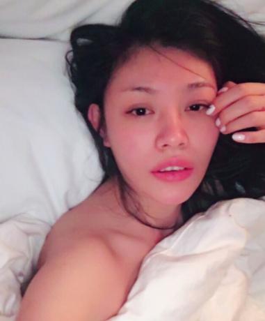 葛荟婕直播回应与汪峰关系,葛荟婕几岁跟汪峰在一起