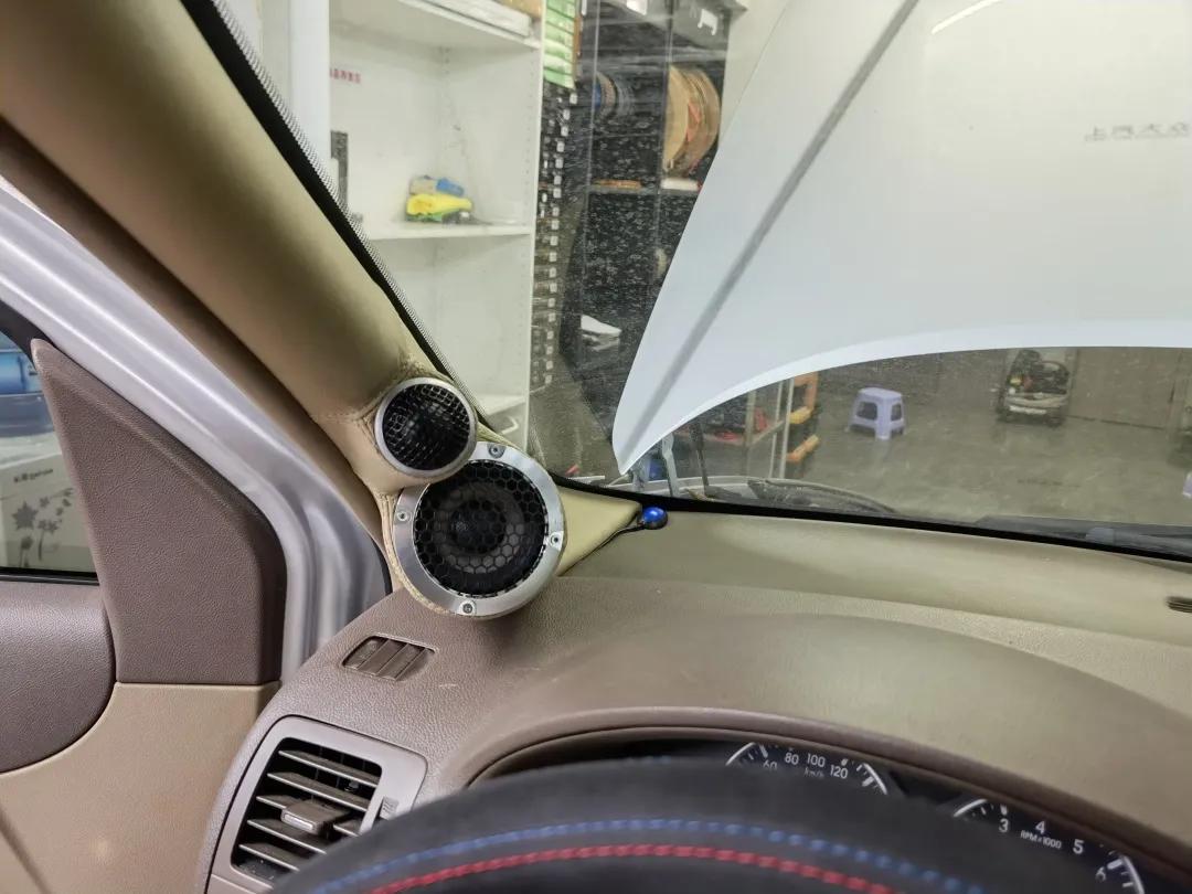 别克gl8舒适型加装解码一体机,别克gl8陆上公务舱音响升级