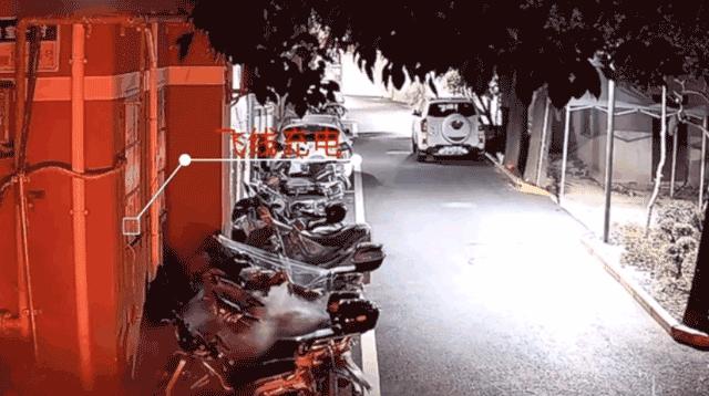 南充电瓶车自燃最新,南充电车自燃