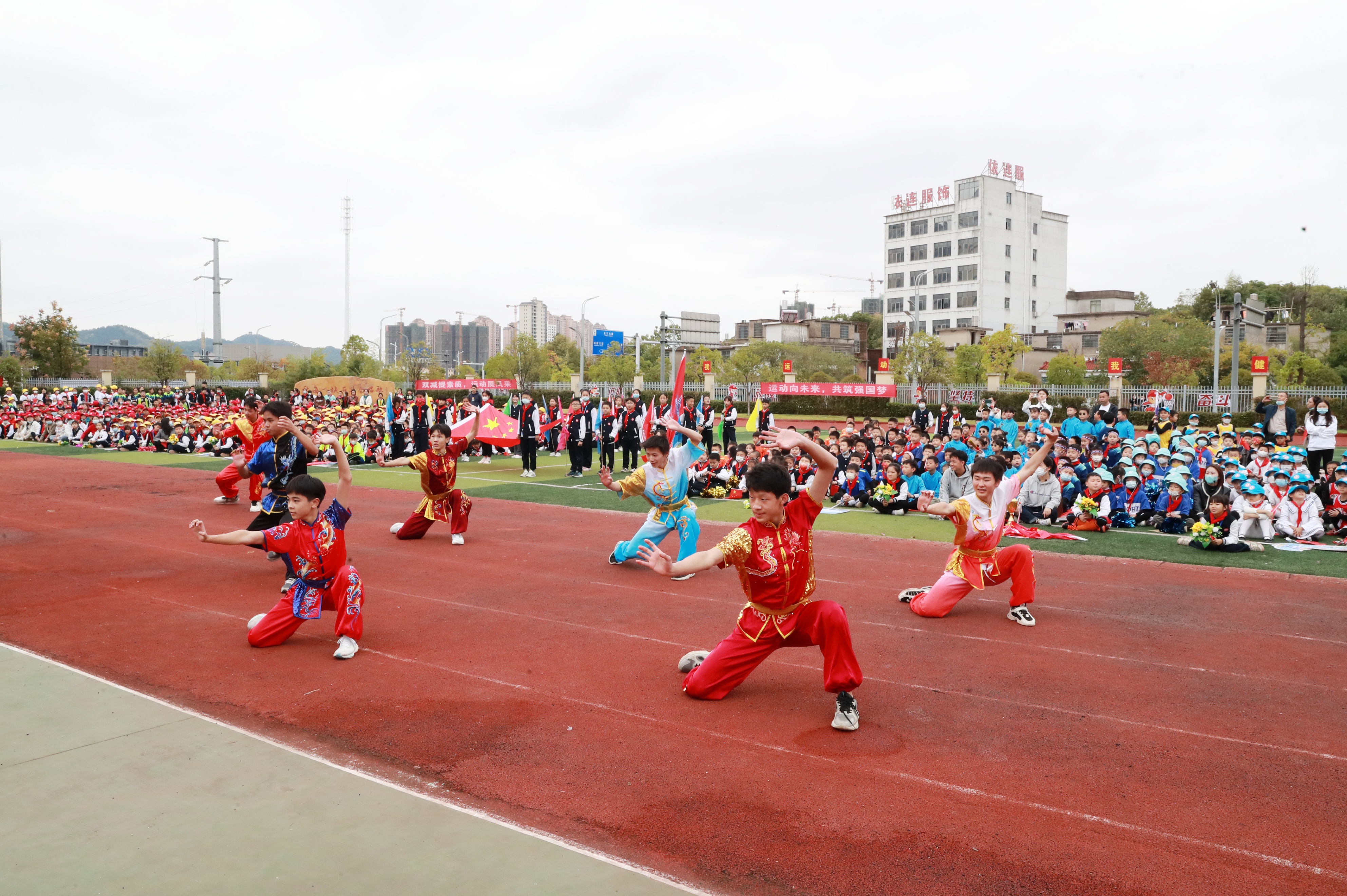 “放飞足球，点燃梦想”上饶市第二十小学举办第五届“跃石”足球节