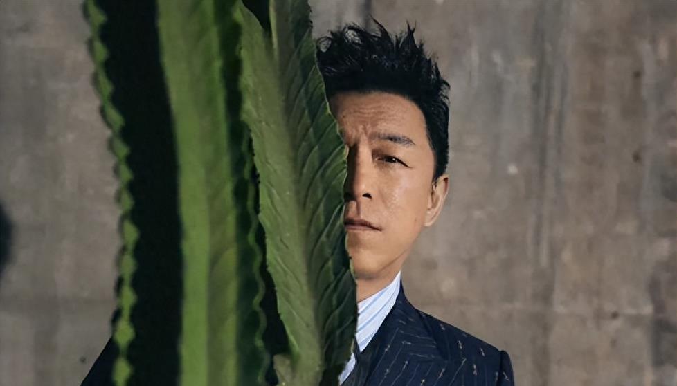 榛勬袱鍏夌幆瀹屾暣瑙嗛,榛勬袱澶╃敓鑷甫鍠滃墽鍏夌幆