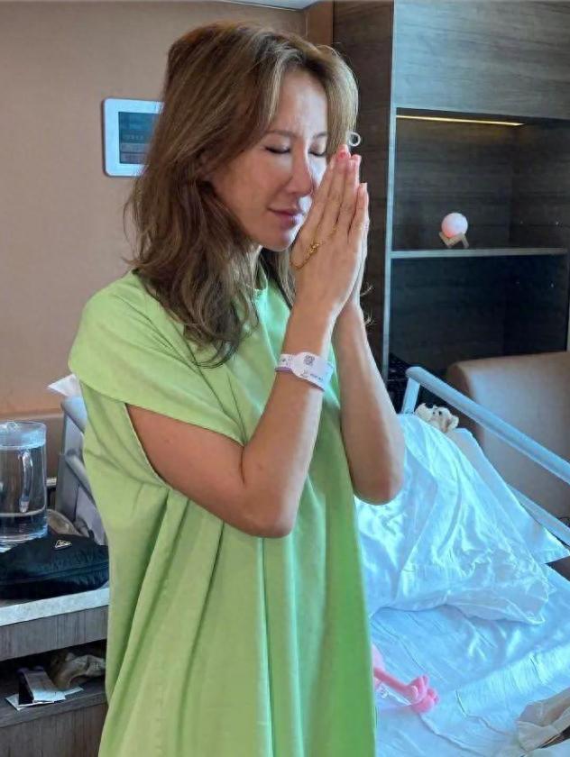 现在的韩红是怎样的一个人,明明可以靠实力却偏偏靠运气