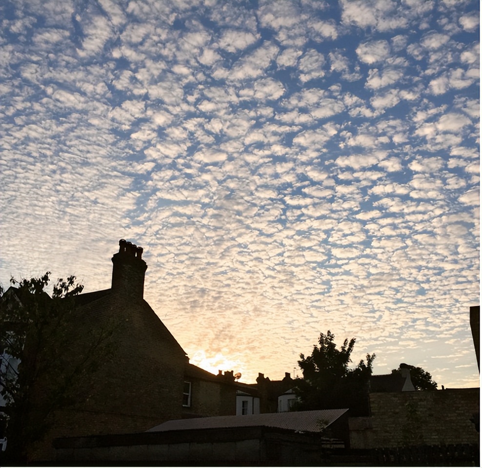 知言合一教育摄影技能分享||唯美白云摄影欣赏，每一张都令人惊艳