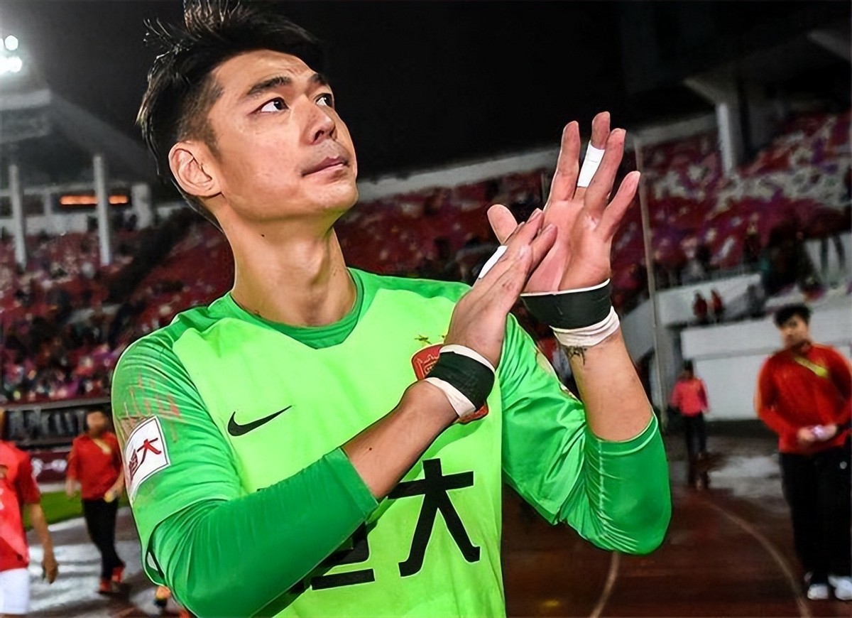 广州恒大门将曾诚年薪多少,广州恒大门将曾诚