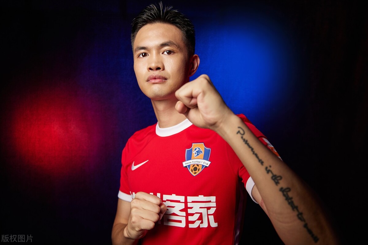 梅州客家足球俱乐部写真,梅州客家队海报