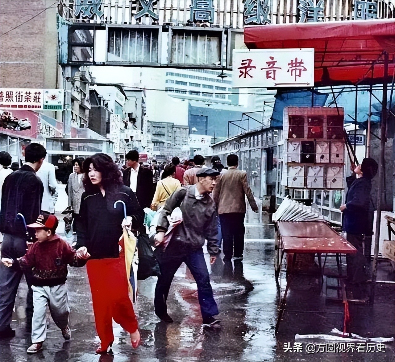 大连电车新老照片,解放前大连街老照片