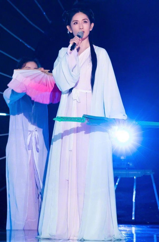 乘风破浪的姐姐4：四美？六美？八美？颜值担当竞争激烈谁能胜出