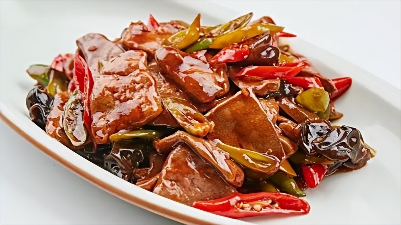 猪身上的这3个部位，宁愿扔了也不要吃！很多人还把它当“宝”