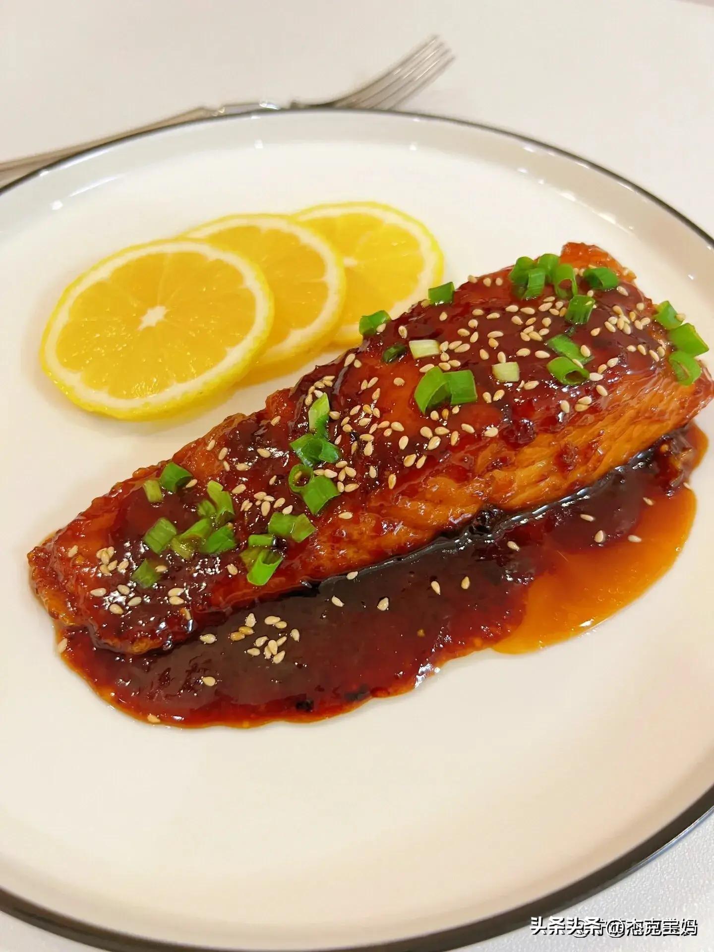 胶原蛋白比较好的食物,哪些食物里胶原蛋白含量最高的