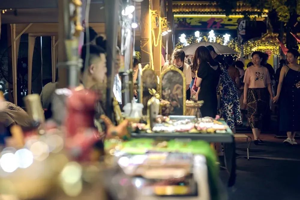 摆摊500元的小生意,挑战在杭州摆地摊月入10w第二天