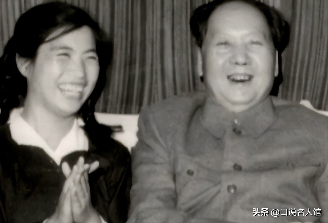 毛主席途经天津，问起狗不理包子取名缘由，一列车员回答引人大笑