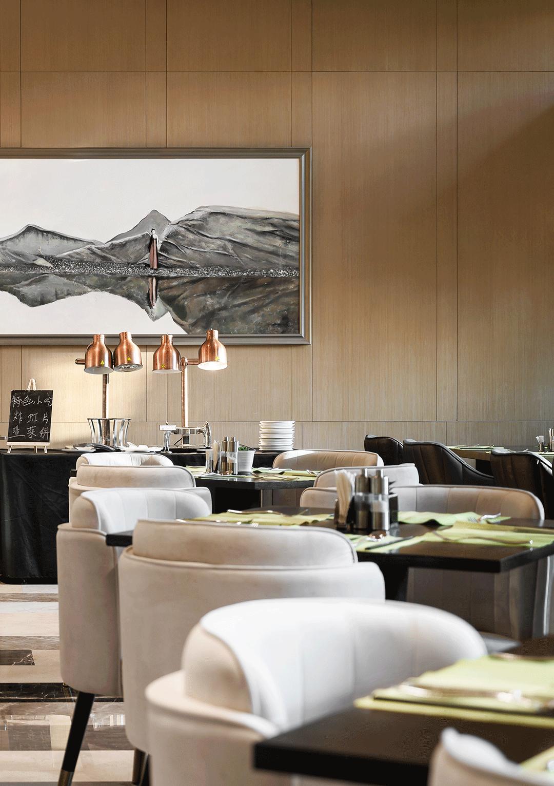 GGC韦格斯杨×嘉宏MOMA：跨时空对话