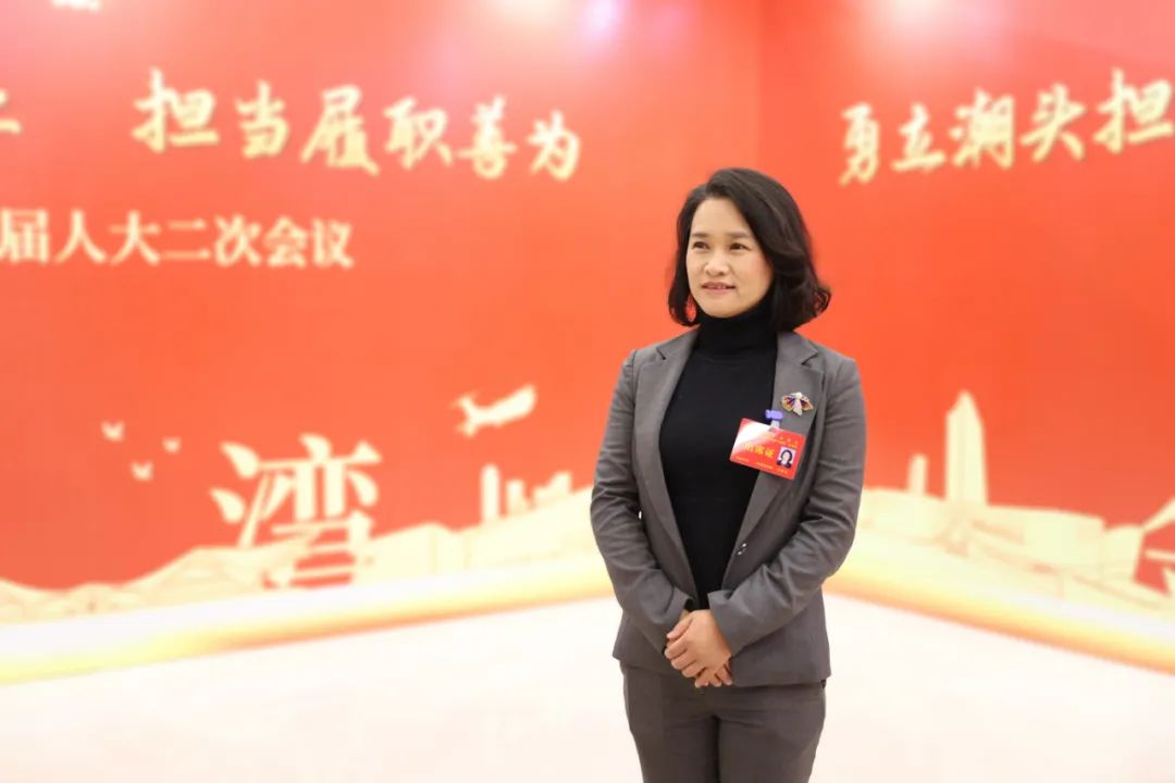 当好排头兵争当实干家发言稿,当好排头兵讨论主题内容