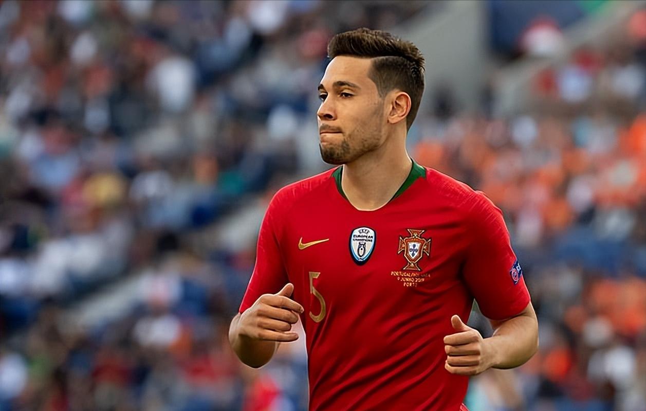 精彩回顾c罗10次拯救葡萄牙时刻,轻松过关一好还是轻松过关二好