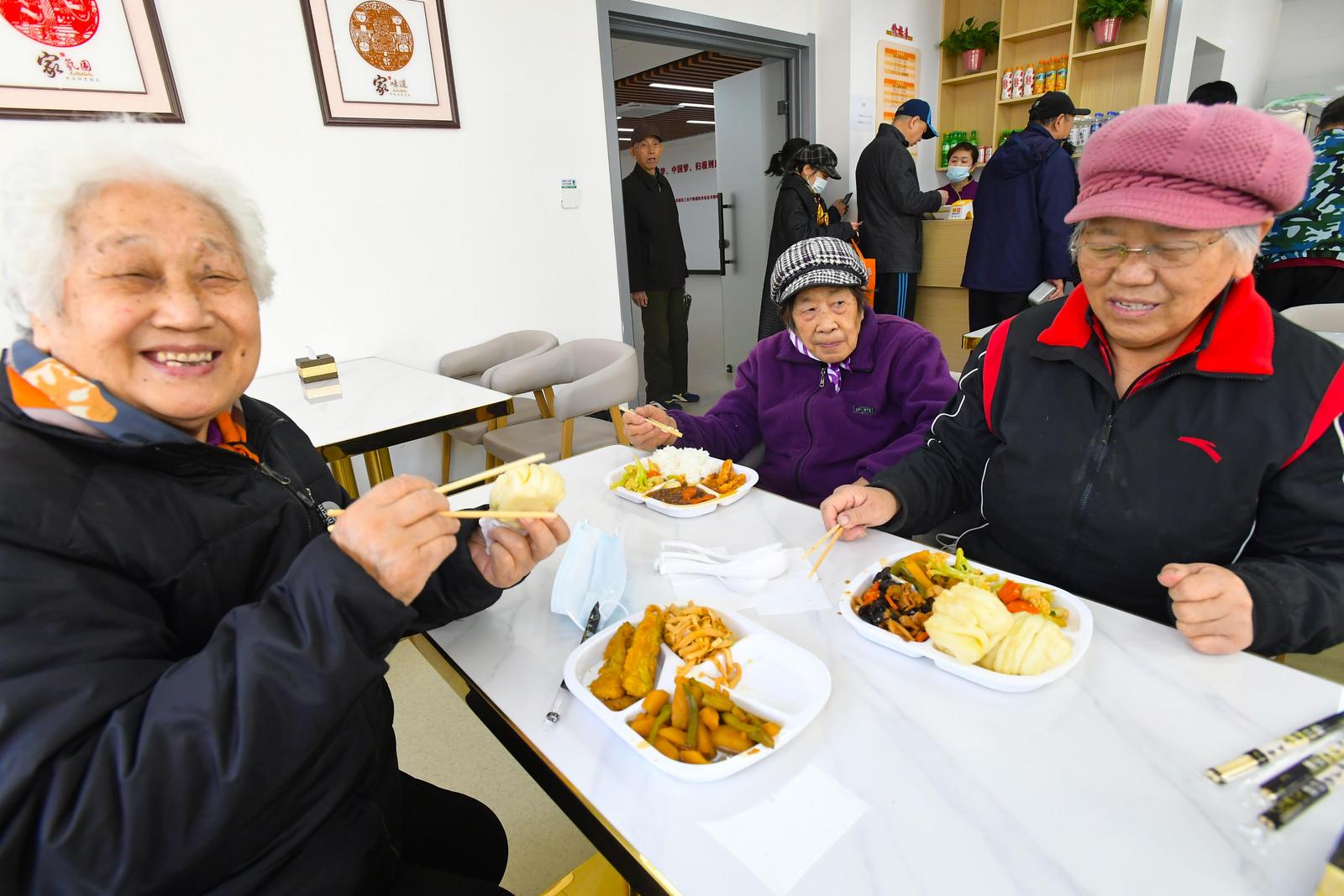 沈阳社区养老食堂,沈阳社区食堂老人免费就餐