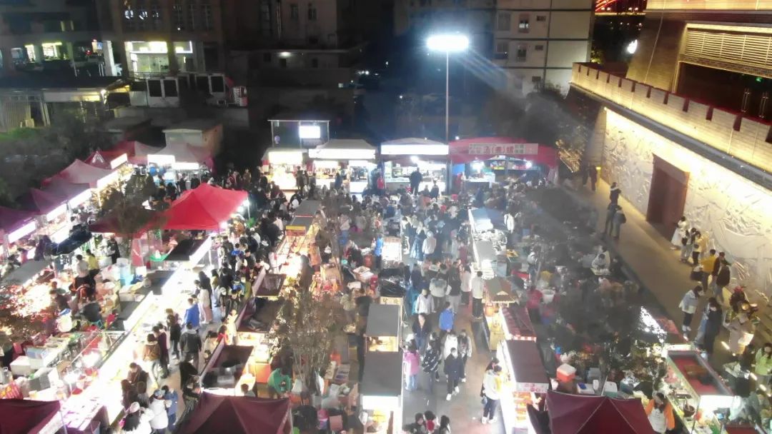 柳州风情港夜市怎么走,柳州风情港夜市街规划