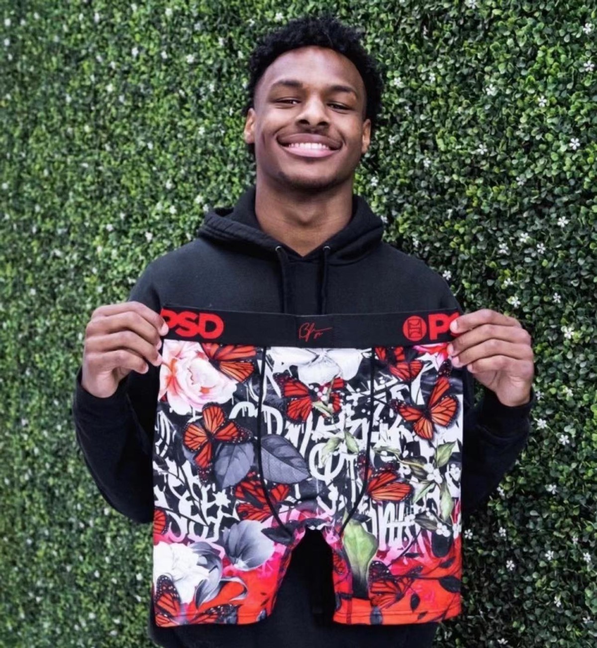 詹姆斯布朗尼国王,詹姆斯祝贺布朗尼