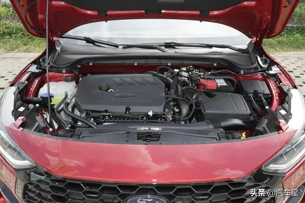 福特福克斯二厢3缸1.5t测评,福特福克斯1.5t怎么样质量好不好