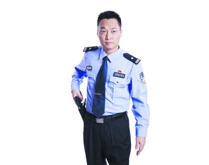 厦门警方抓捕逃犯,厦门一民警患白血病后续