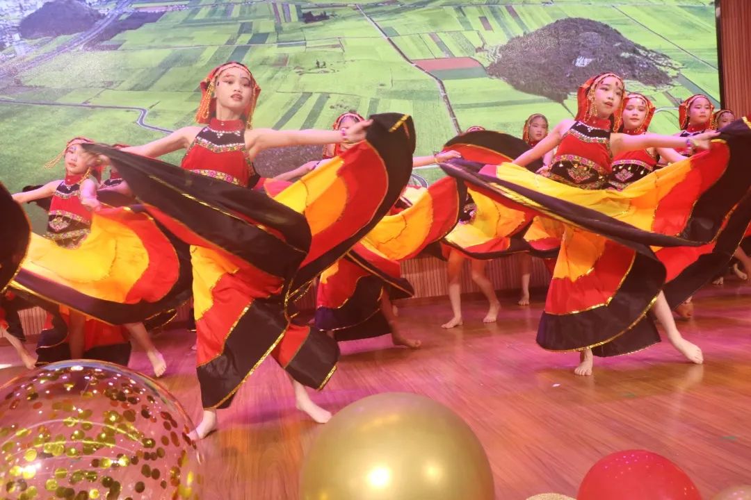 武师附小开学典礼,学校庆六一文艺汇演暨表彰大会