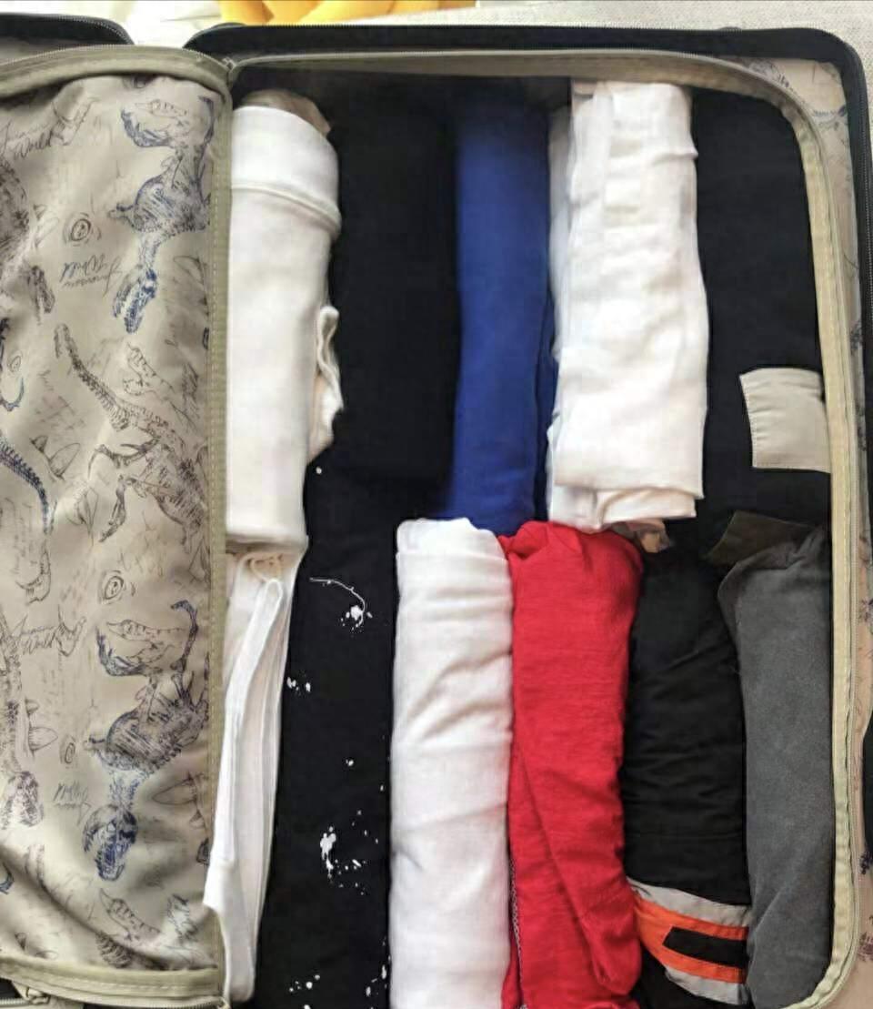 秋冬买衣不要按照季节置装，多尝试“洋葱穿衣法”，又省又好看