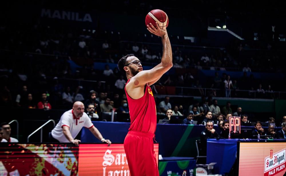 李凯尔首秀不敌意大利,李凯尔首秀得到11分