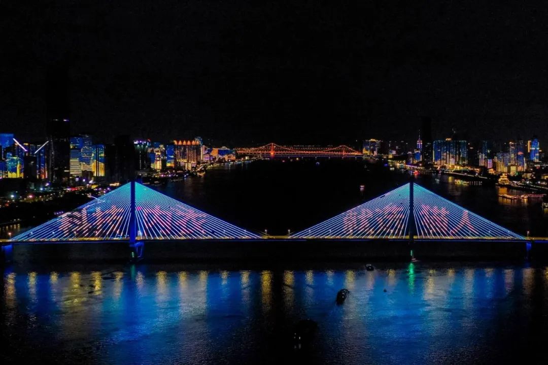 2023内衣赛道进入人群运营时代，天猫内衣发布内衣品类冠军方*论法**