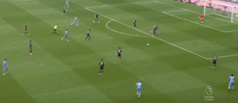 盘点足坛历史上最精彩的10世界波,集锦2019年世界足坛30大经典进球