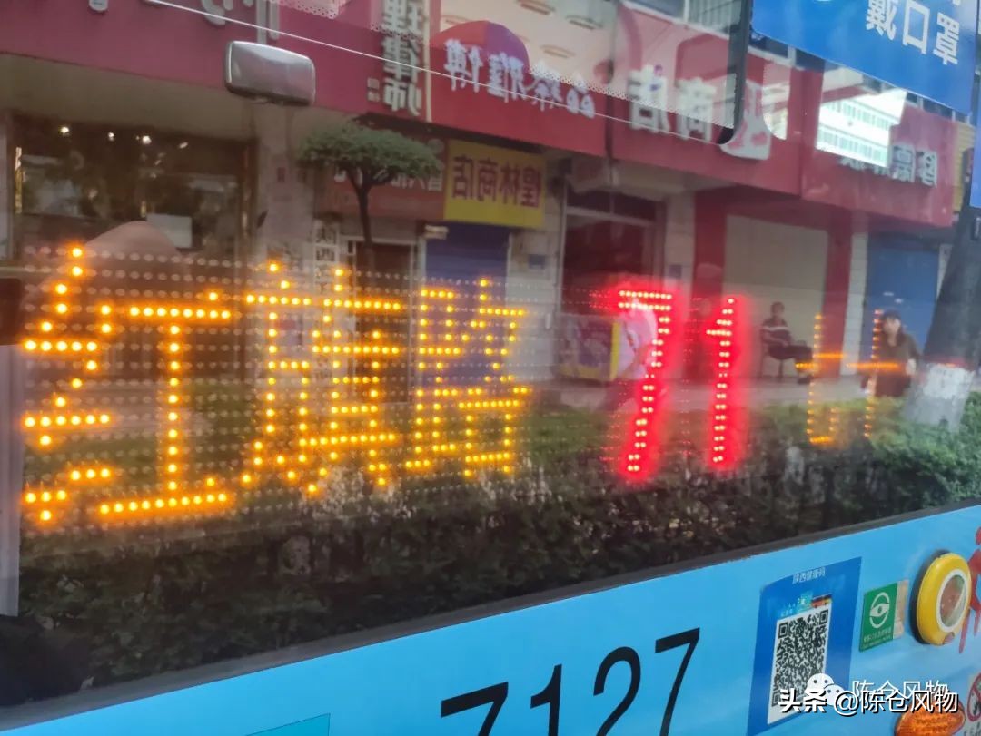 吃水不忘挖井人致富不忘家乡人,吃水不忘挖井人扶贫