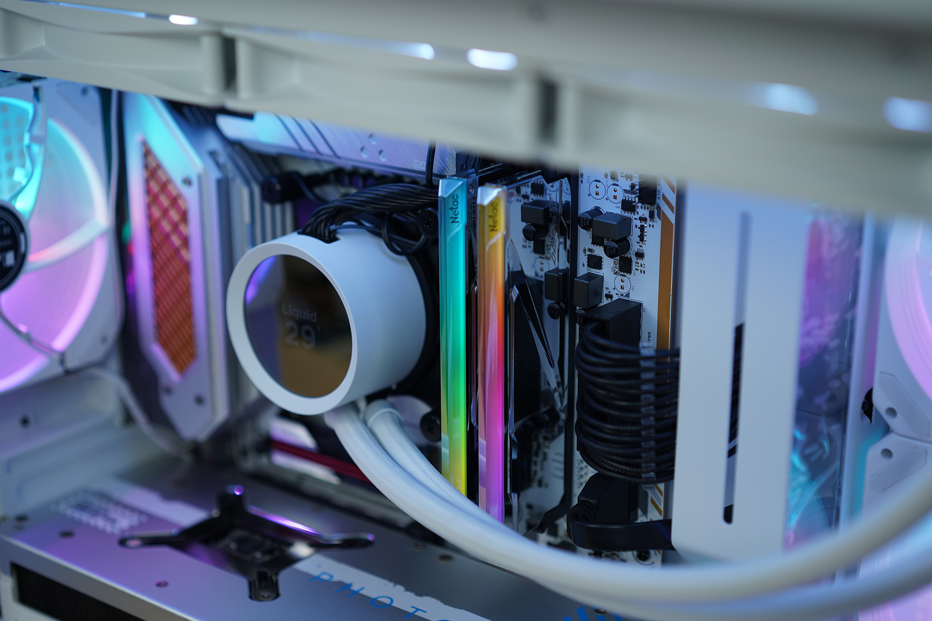 白色海景房实际效果,经典白色海景房