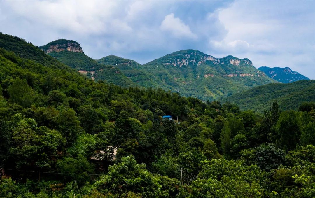 最好的风景是山里走走,最好的旅游风景在路上