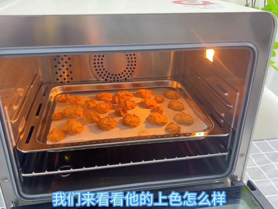 高筋面粉曲奇烤箱做法,淡奶油曲奇的做法烤箱