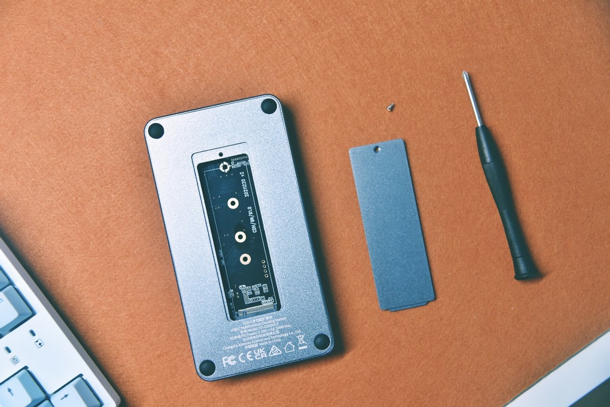 桌面扩展坞硬盘盒推荐,硬盘盒扩展坞一体