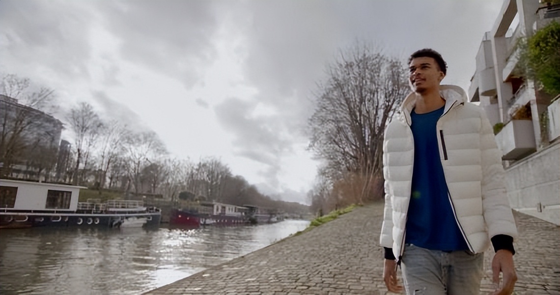 维克托文班亚马nba季前赛首秀,文班亚马当选nba状元路人视角