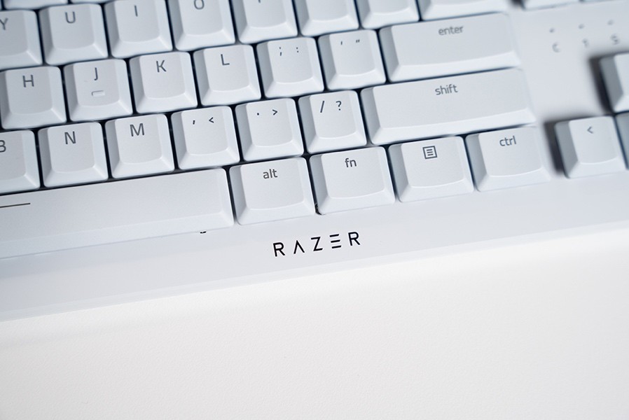 雷蛇噬魂金蝎v2无线版测评,雷蛇噬魂金蝎V2无线版