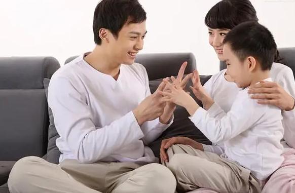 如何增强沟通构建亲子关系,青少年亲子沟通的方法与技巧