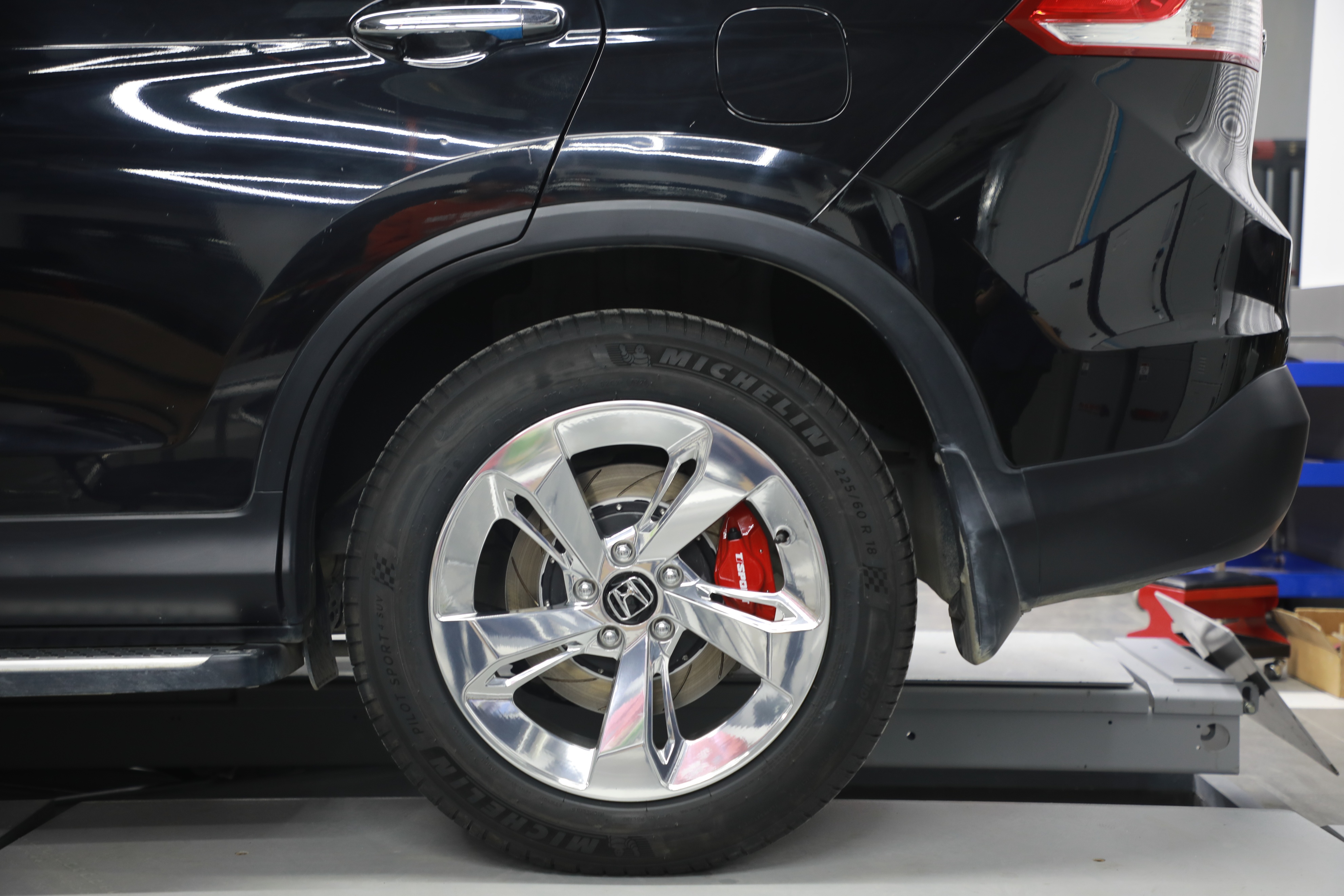 合资suv中为什么crv销量好,本田suv刹车低怎么办