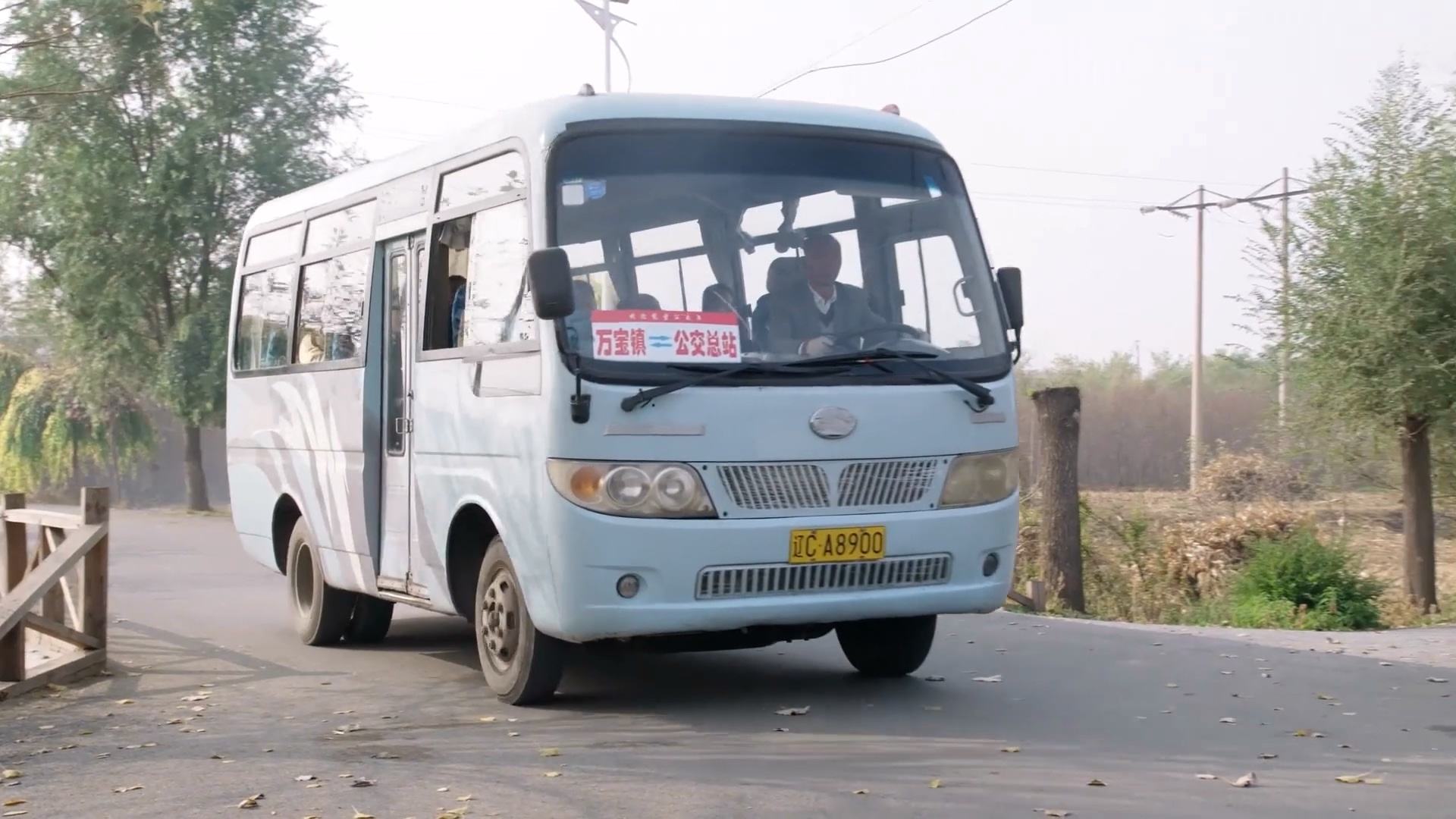 曾经辆辆爆满的农村客车，为何现在没人坐了？未来会消失吗？