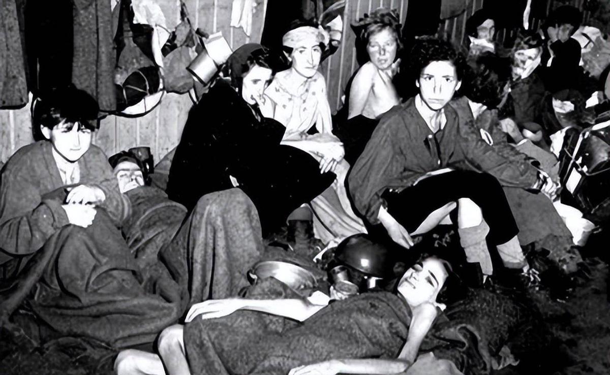 绾崇补寰峰浗灞犳潃鐘瑰お濂充汉,绾崇补灞犳潃鐘瑰お濡囧コ绾疄